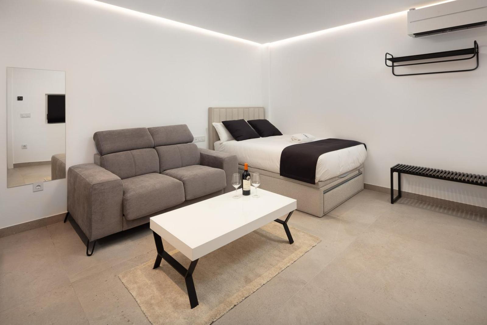 Biznaga Suites Малага Екстериор снимка